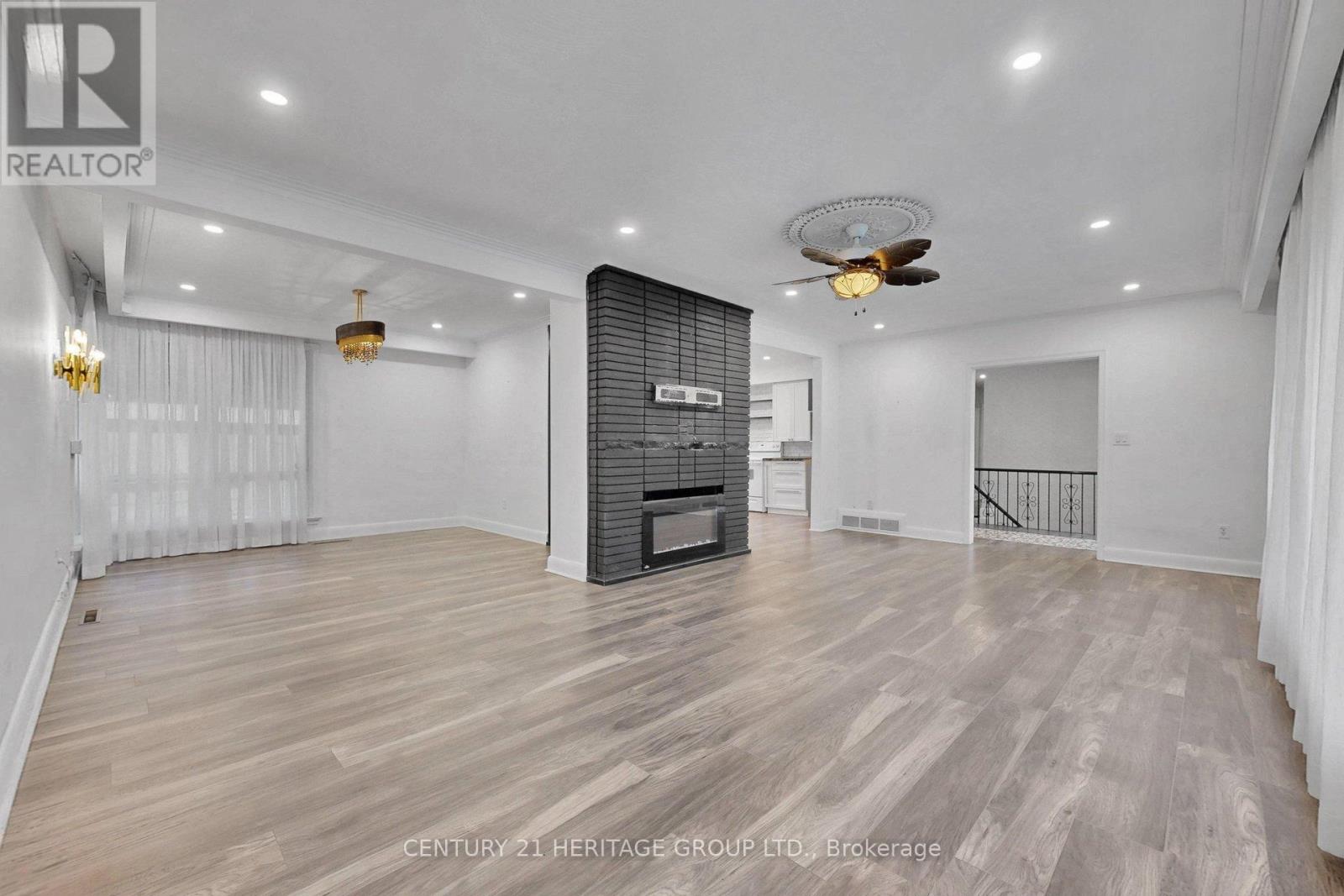 19 Oakbank Road, Vaughan, Ontario  L4J 2B8 - Photo 9 - N13010494