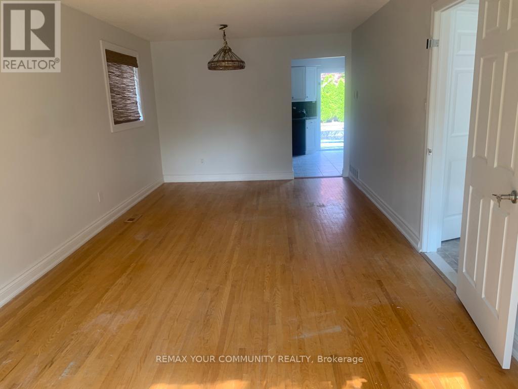 Main Floor - 371 Selby Crescent, Newmarket, Ontario  L3Y 6E2 - Photo 6 - N13010510