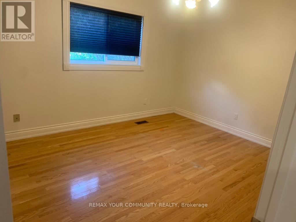 Main Floor - 371 Selby Crescent, Newmarket, Ontario  L3Y 6E2 - Photo 8 - N13010510