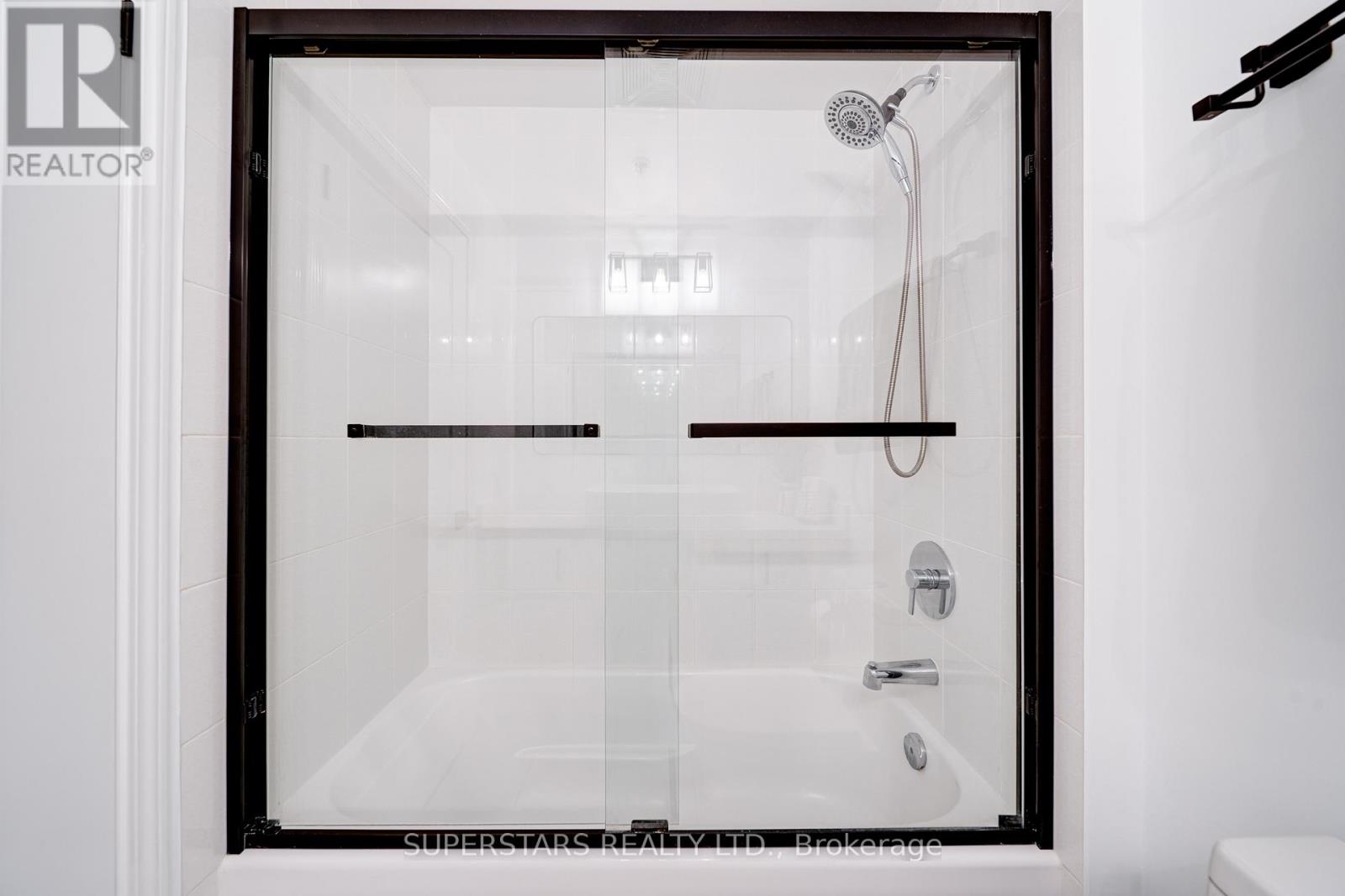 525 - 11611 Yonge Street, Richmond Hill, Ontario  L4E 1G2 - Photo 12 - N13010516