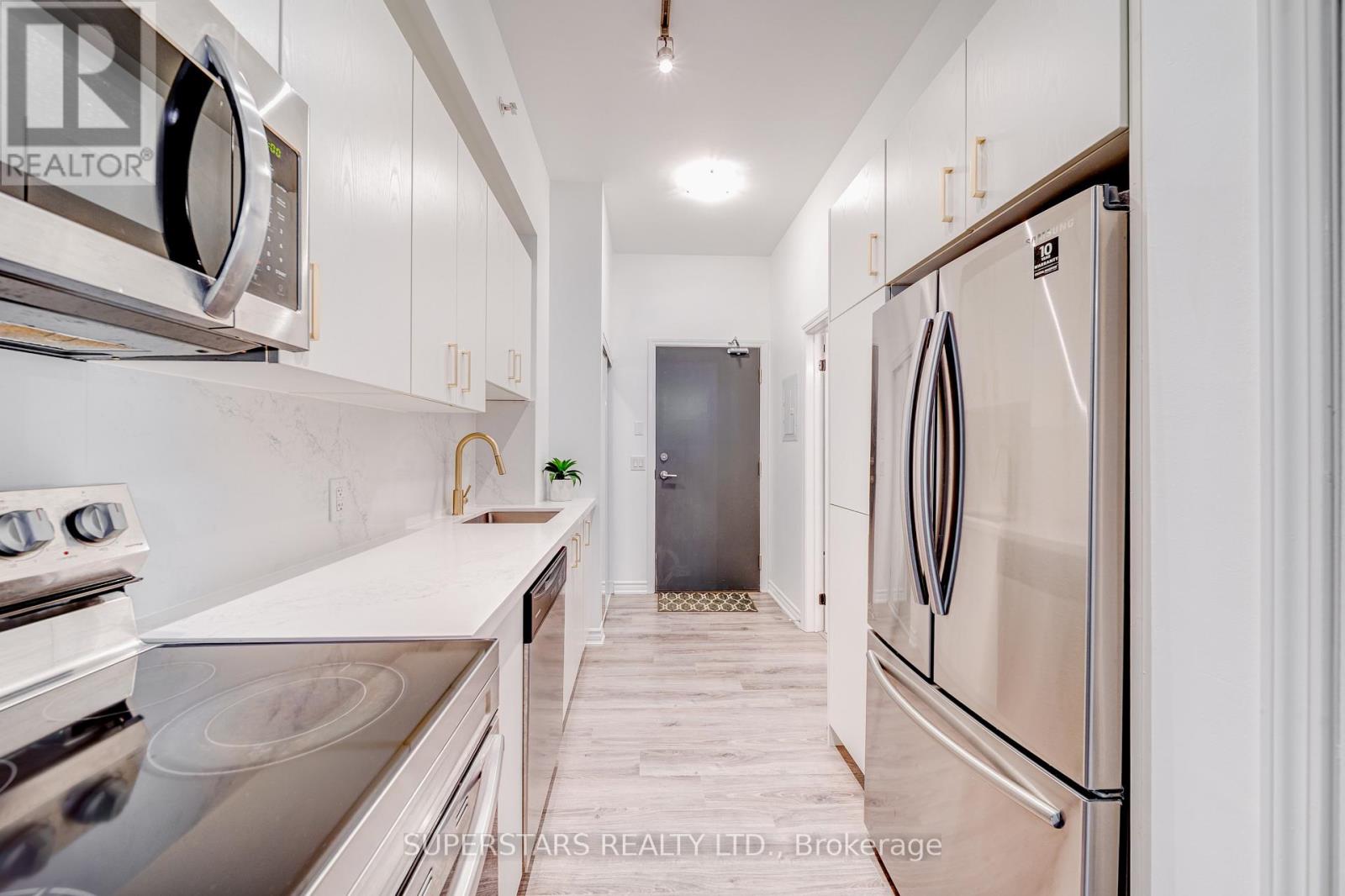 525 - 11611 Yonge Street, Richmond Hill, Ontario  L4E 1G2 - Photo 3 - N13010516