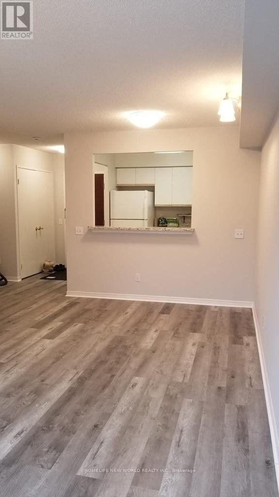 205 - 81 Townsgate Drive, Vaughan, Ontario  L4J 8E6 - Photo 15 - N13010534