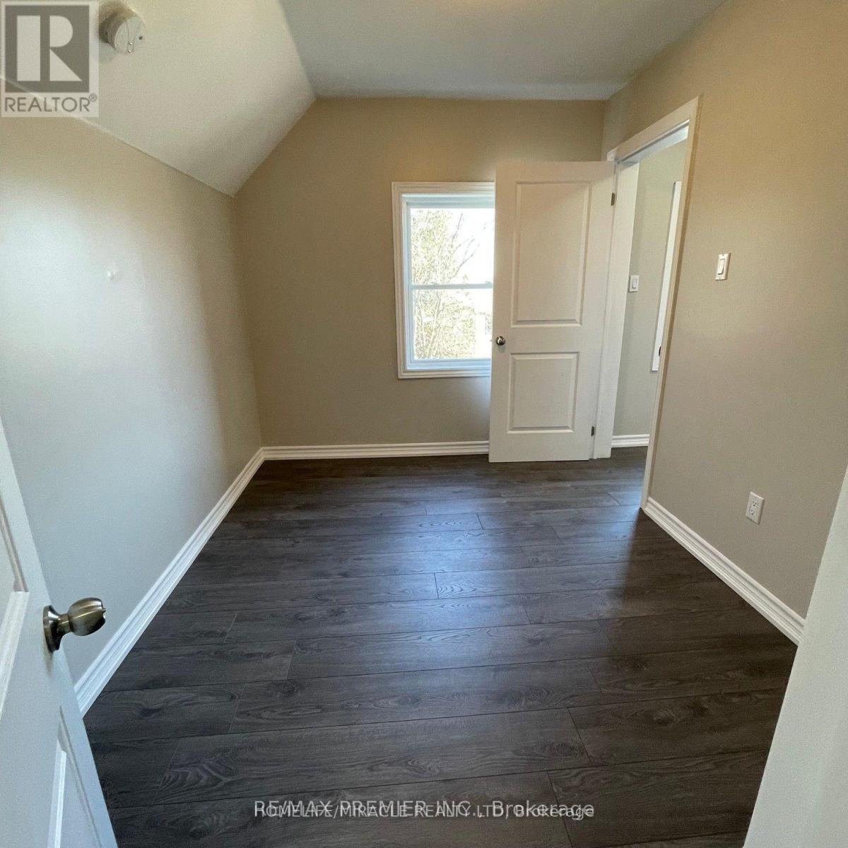 143 Colborne Street W, Orillia, Ontario  L3V 5B8 - Photo 7 - S13010518