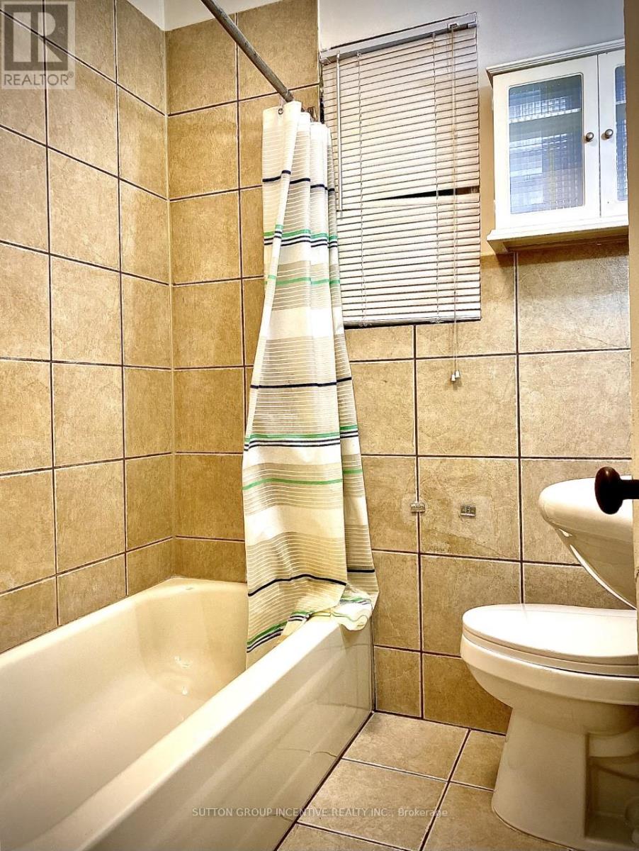 39 Donald Street, Barrie, Ontario  L4N 1E4 - Photo 16 - S13010520