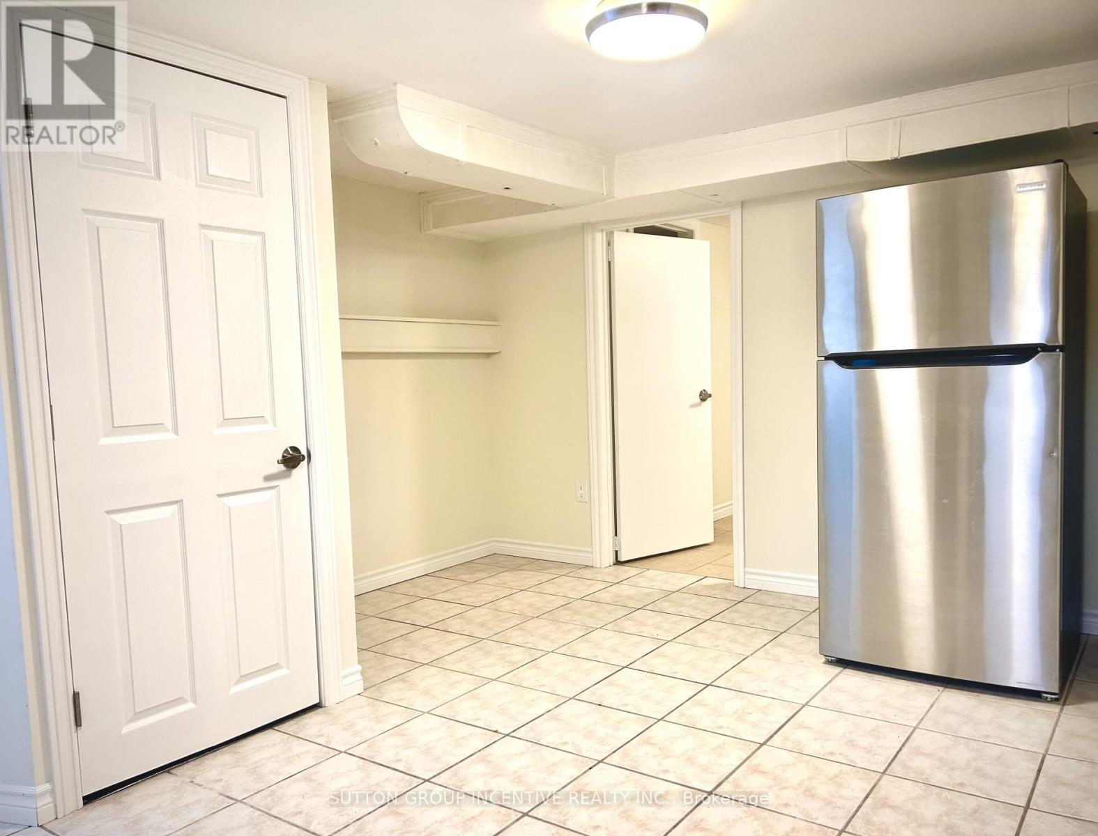 39 Donald Street, Barrie, Ontario  L4N 1E4 - Photo 19 - S13010520