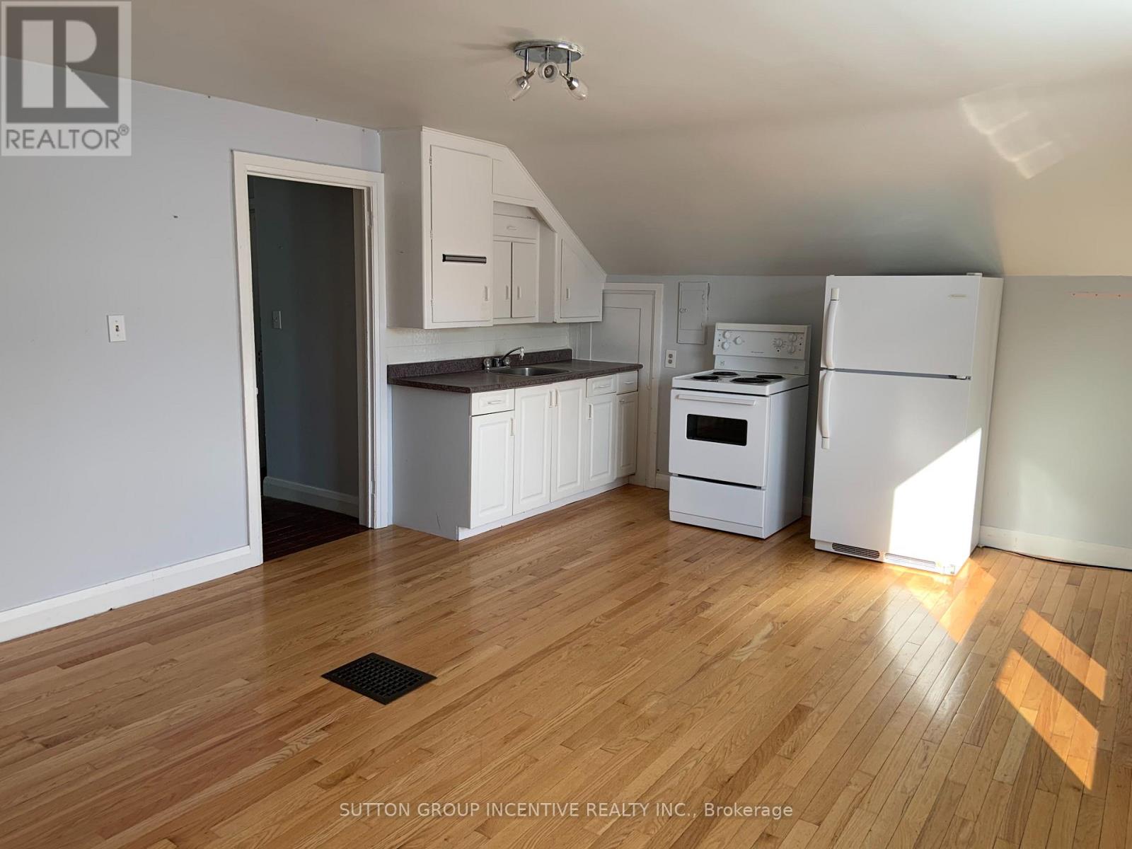 39 Donald Street, Barrie, Ontario  L4N 1E4 - Photo 29 - S13010520