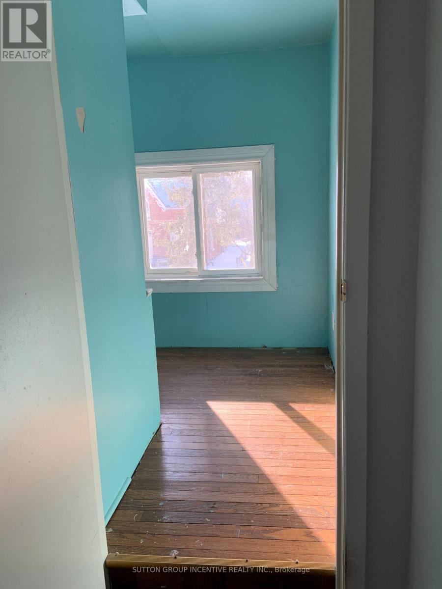 39 Donald Street, Barrie, Ontario  L4N 1E4 - Photo 36 - S13010520