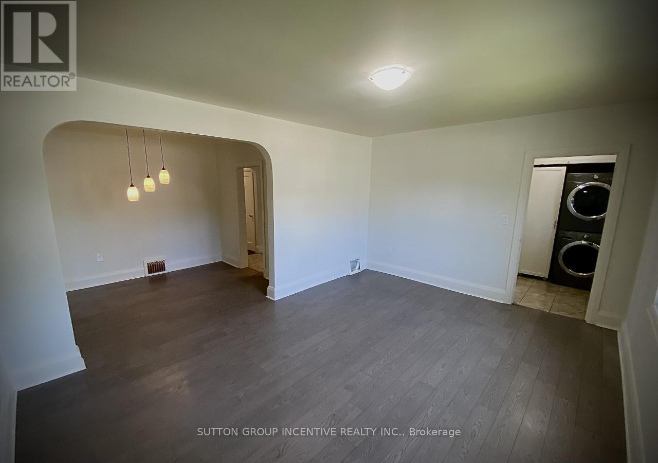 39 Donald Street, Barrie, Ontario  L4N 1E4 - Photo 8 - S13010520