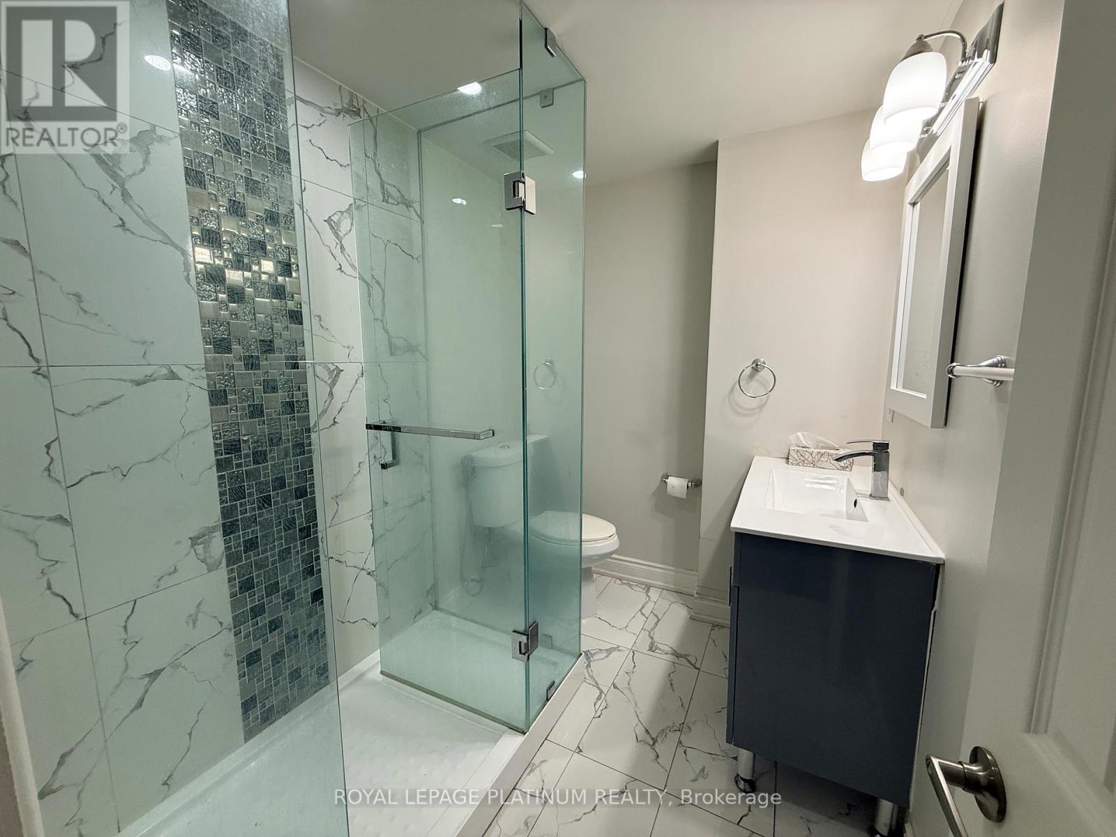 3br Lower Level - 1540 Manorbrook Court, Mississauga, Ontario  L5M 4A8 - Photo 15 - W13010540