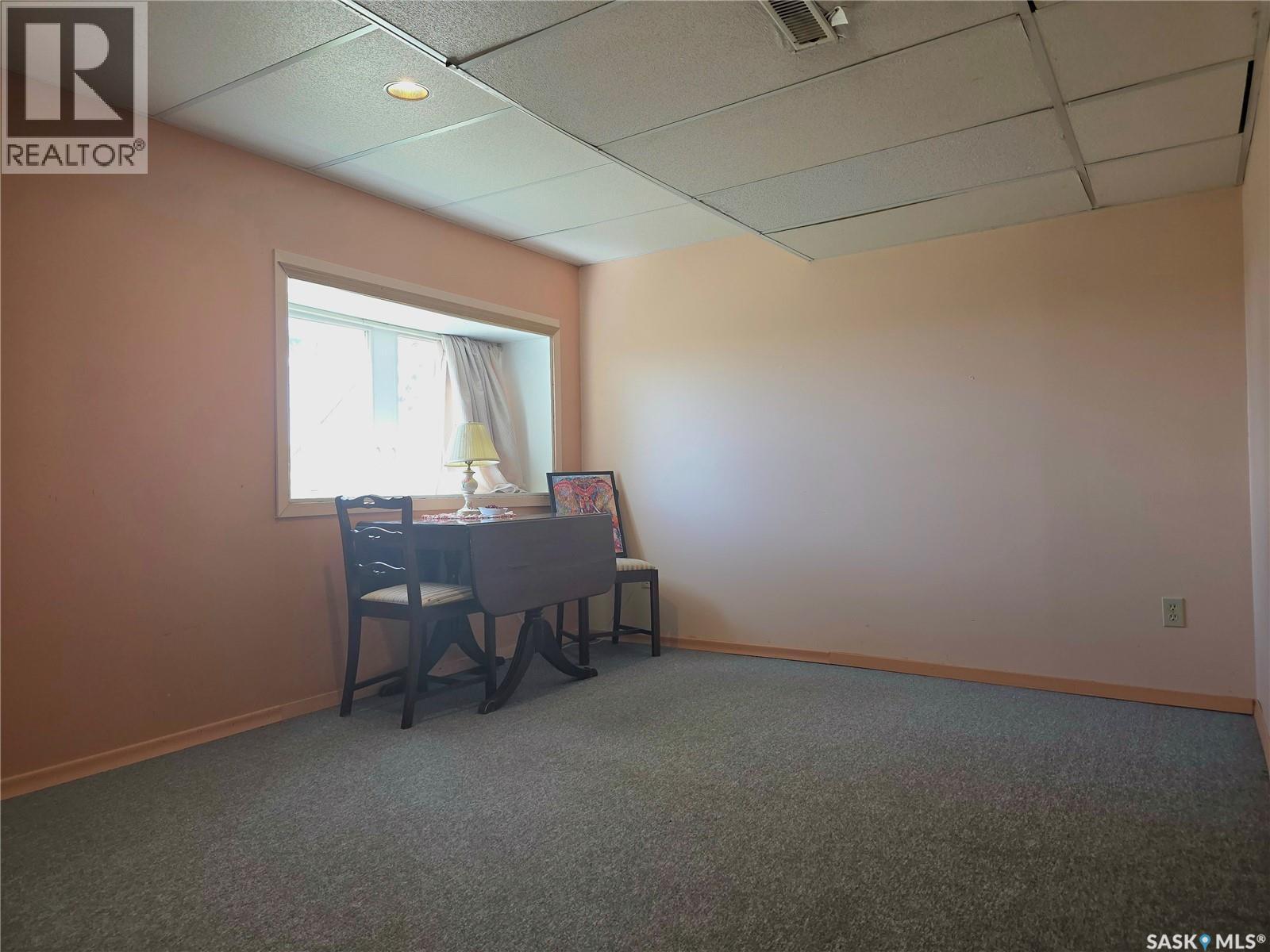 101 Fraser Avenue, Oxbow, Saskatchewan  S0C 0B6 - Photo 25 - SK033213