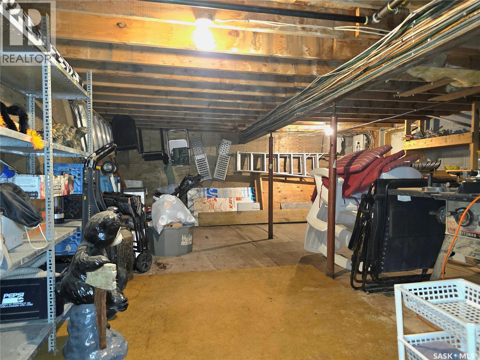 101 Fraser Avenue, Oxbow, Saskatchewan  S0C 0B6 - Photo 29 - SK033213