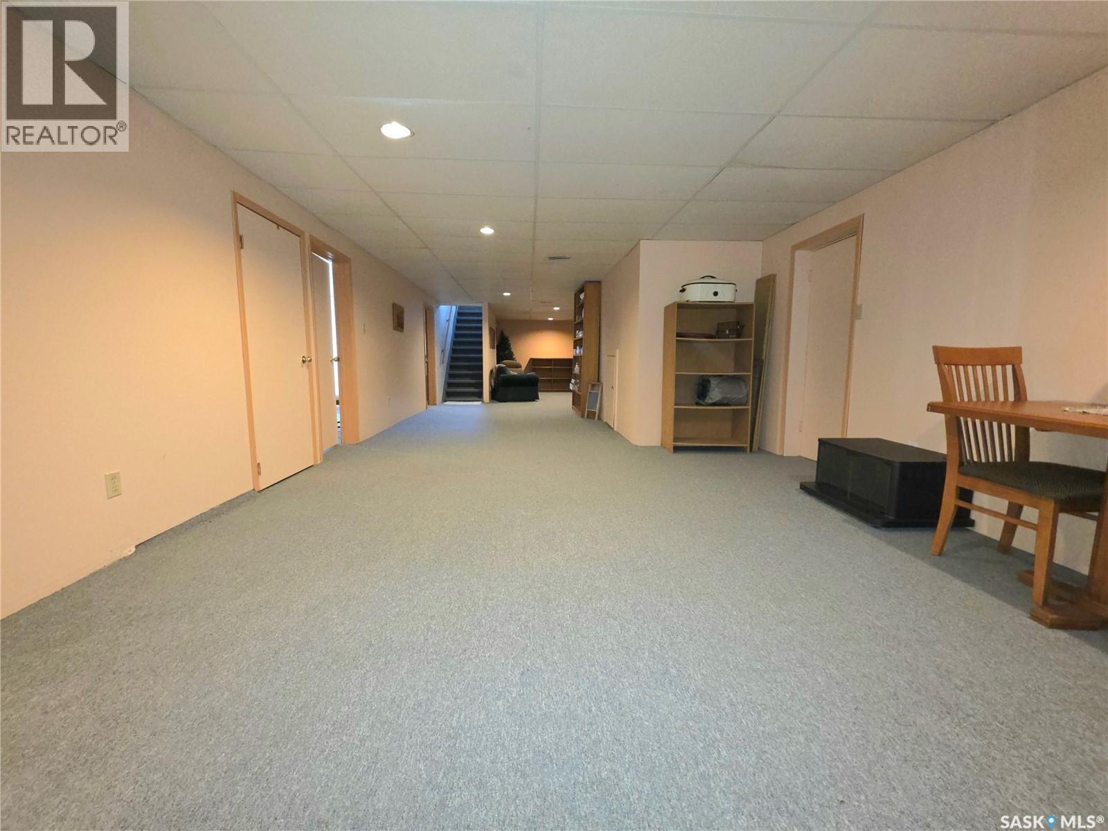 101 Fraser Avenue, Oxbow, Saskatchewan  S0C 0B6 - Photo 31 - SK033213