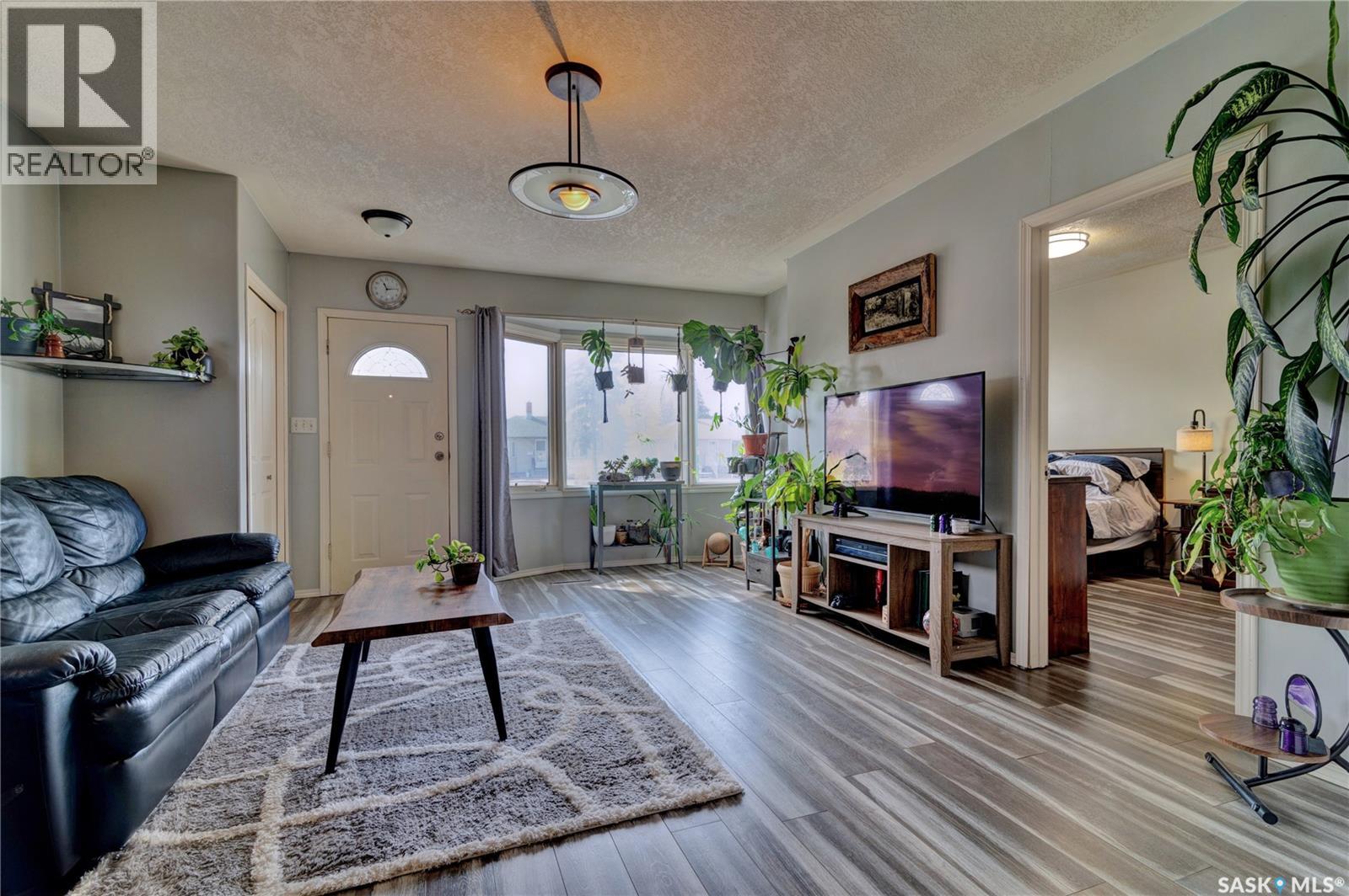 1230 Dewdney Avenue E, Regina, Saskatchewan  S4N 0E3 - Photo 6 - SK033203