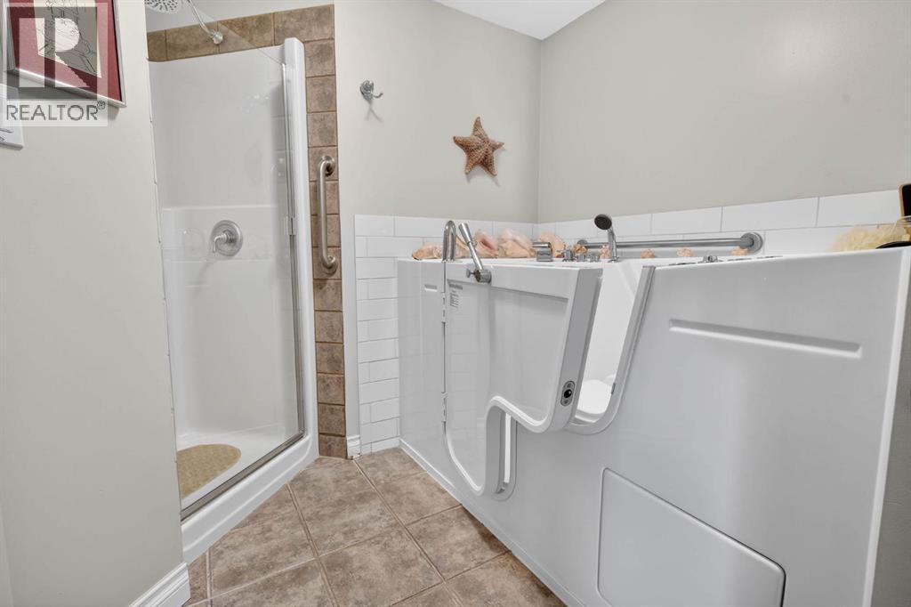 110, 1718 14 Avenue NW, Calgary, Alberta  T2N 4Y7 - Photo 33 - A2293756