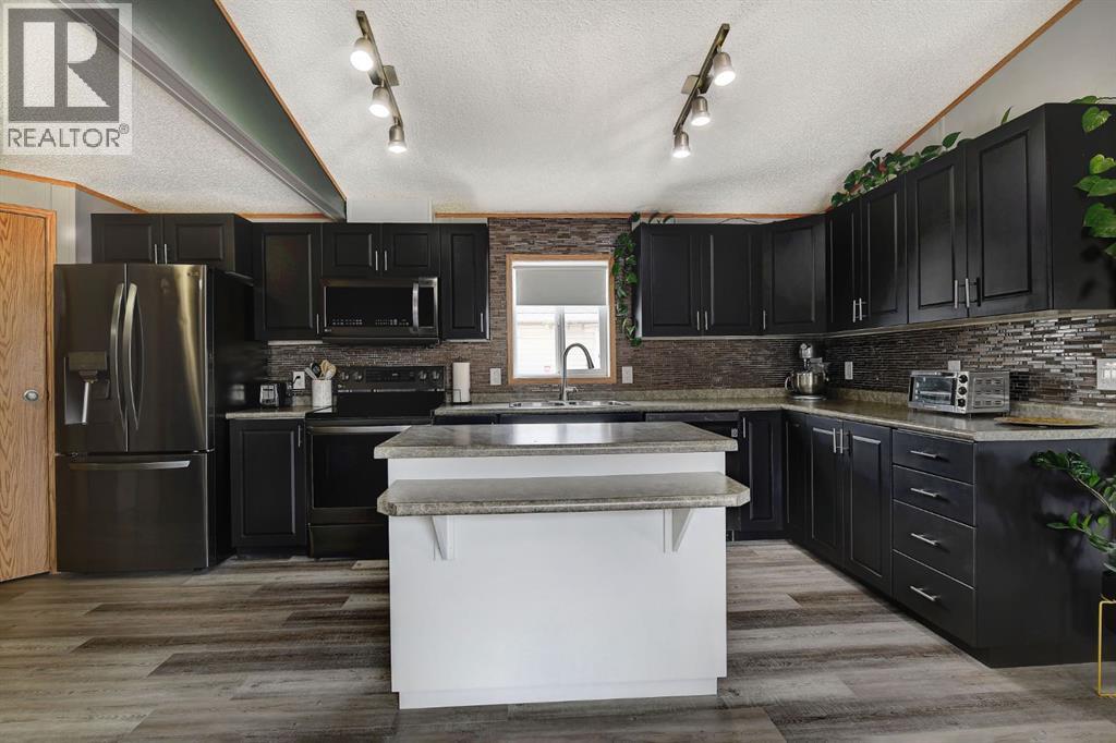 9517 111 Avenue, Clairmont, Alberta  T8X 5C1 - Photo 8 - A2300710