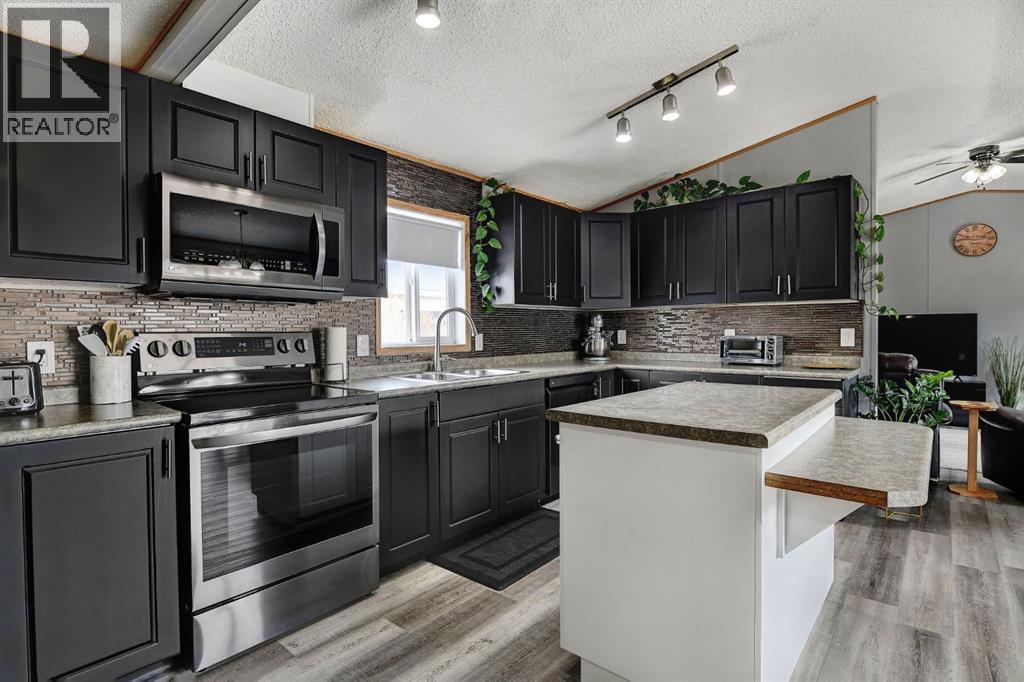 9517 111 Avenue, Clairmont, Alberta  T8X 5C1 - Photo 11 - A2300710