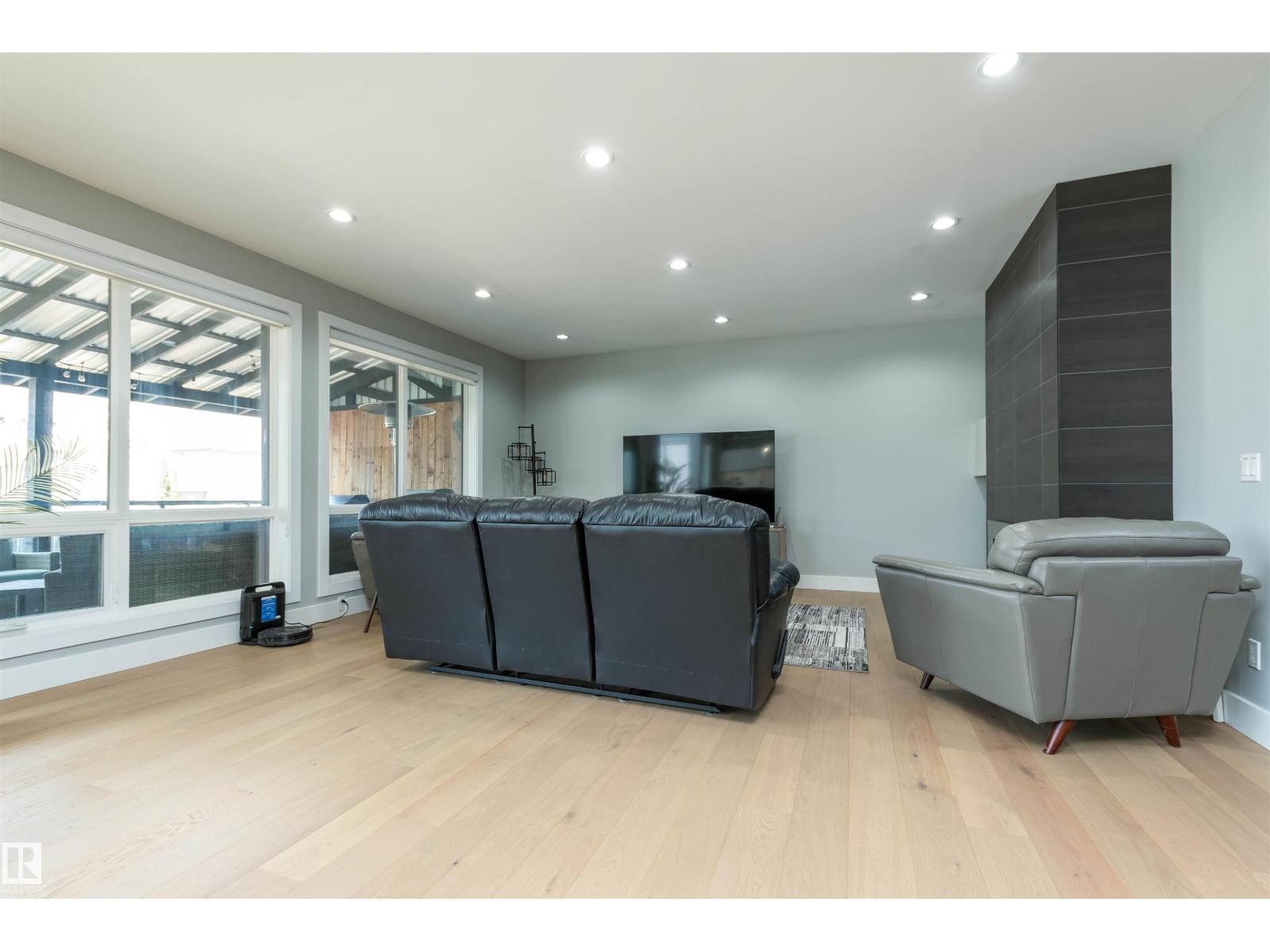 3706 64 St, Beaumont, Alberta  T4X 0G4 - Photo 12 - E4482755