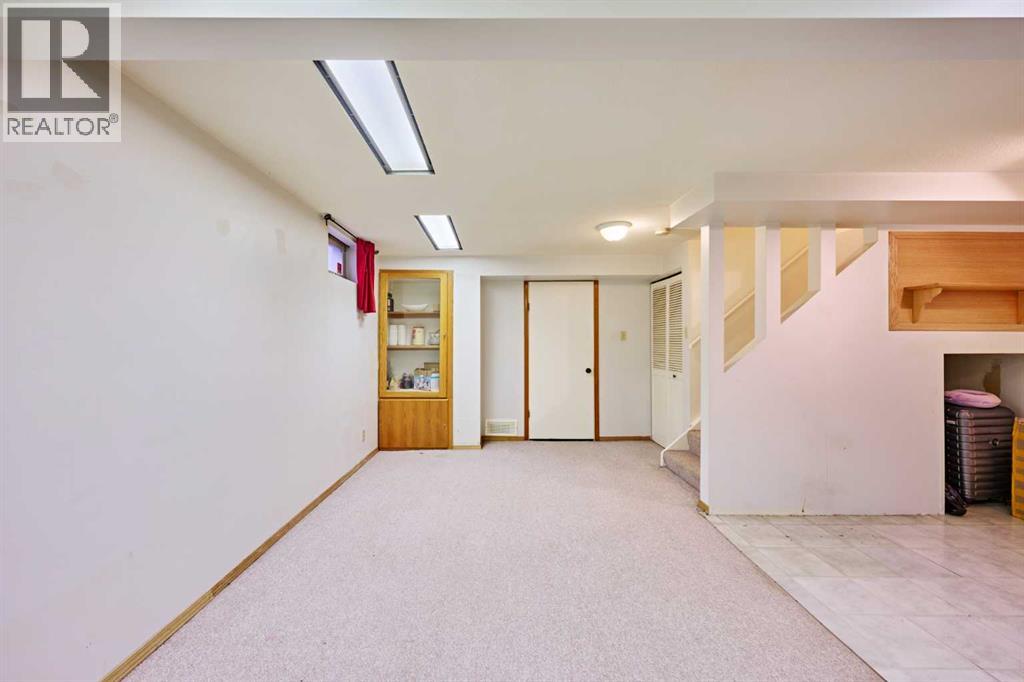 51 Sunmills Court SW, Calgary, Alberta  T2X 2R4 - Photo 25 - A2296195