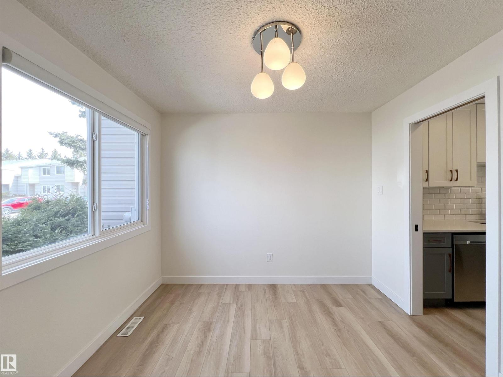 #12 3221 119 St Nw, Edmonton, Alberta  T6J 5K7 - Photo 11 - E4482756