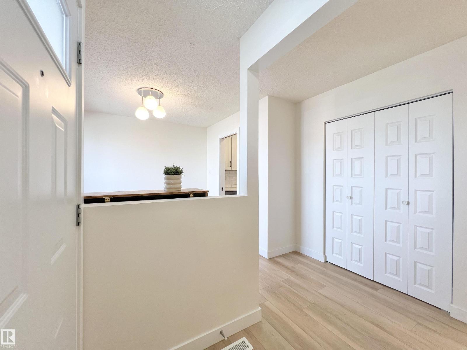 #12 3221 119 St Nw, Edmonton, Alberta  T6J 5K7 - Photo 7 - E4482756