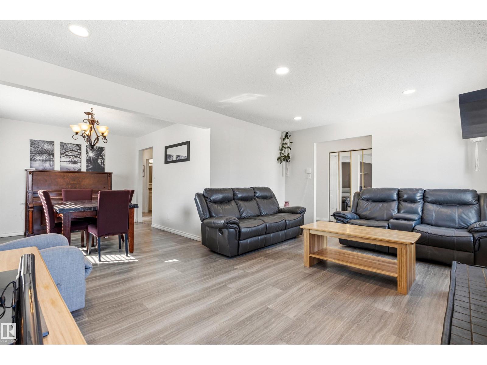 9709 97a, Morinville, Alberta  T8R 1G9 - Photo 8 - E4482759