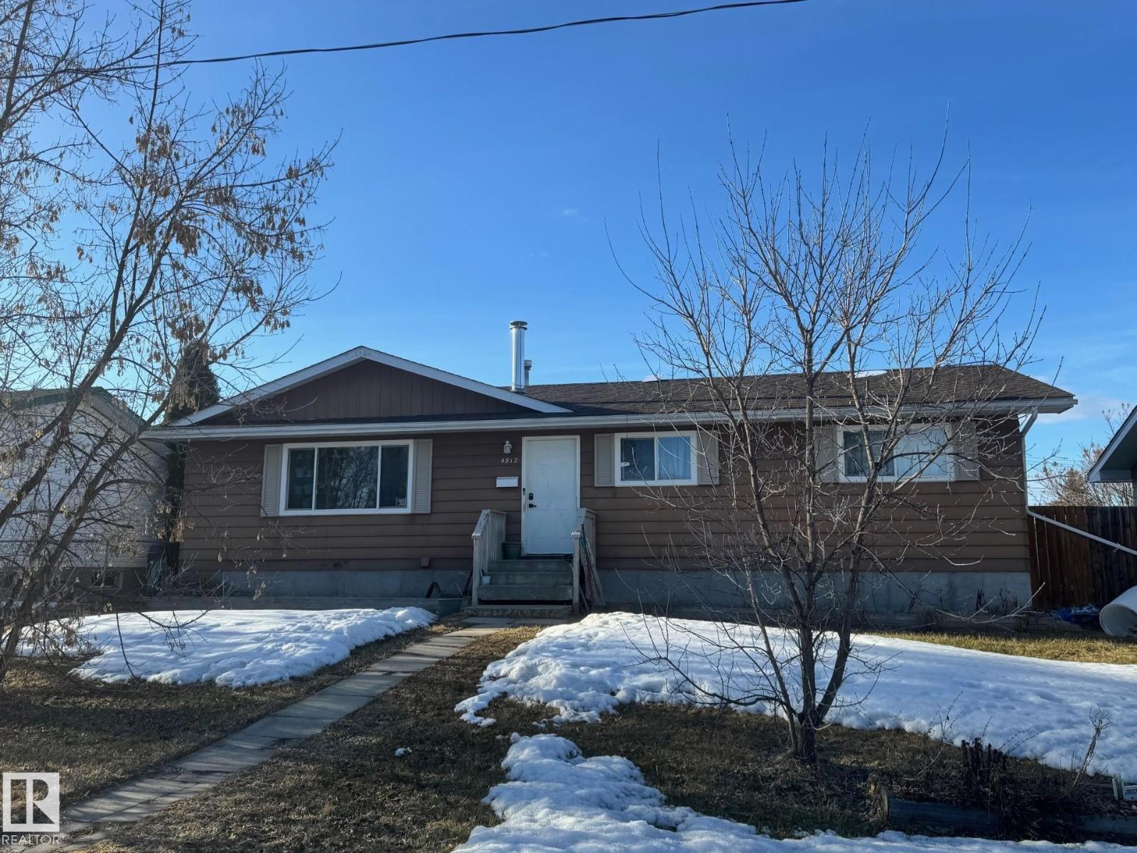 4912 55 Av, Wildwood, Alberta  T0E 2M0 - Photo 3 - E4482760