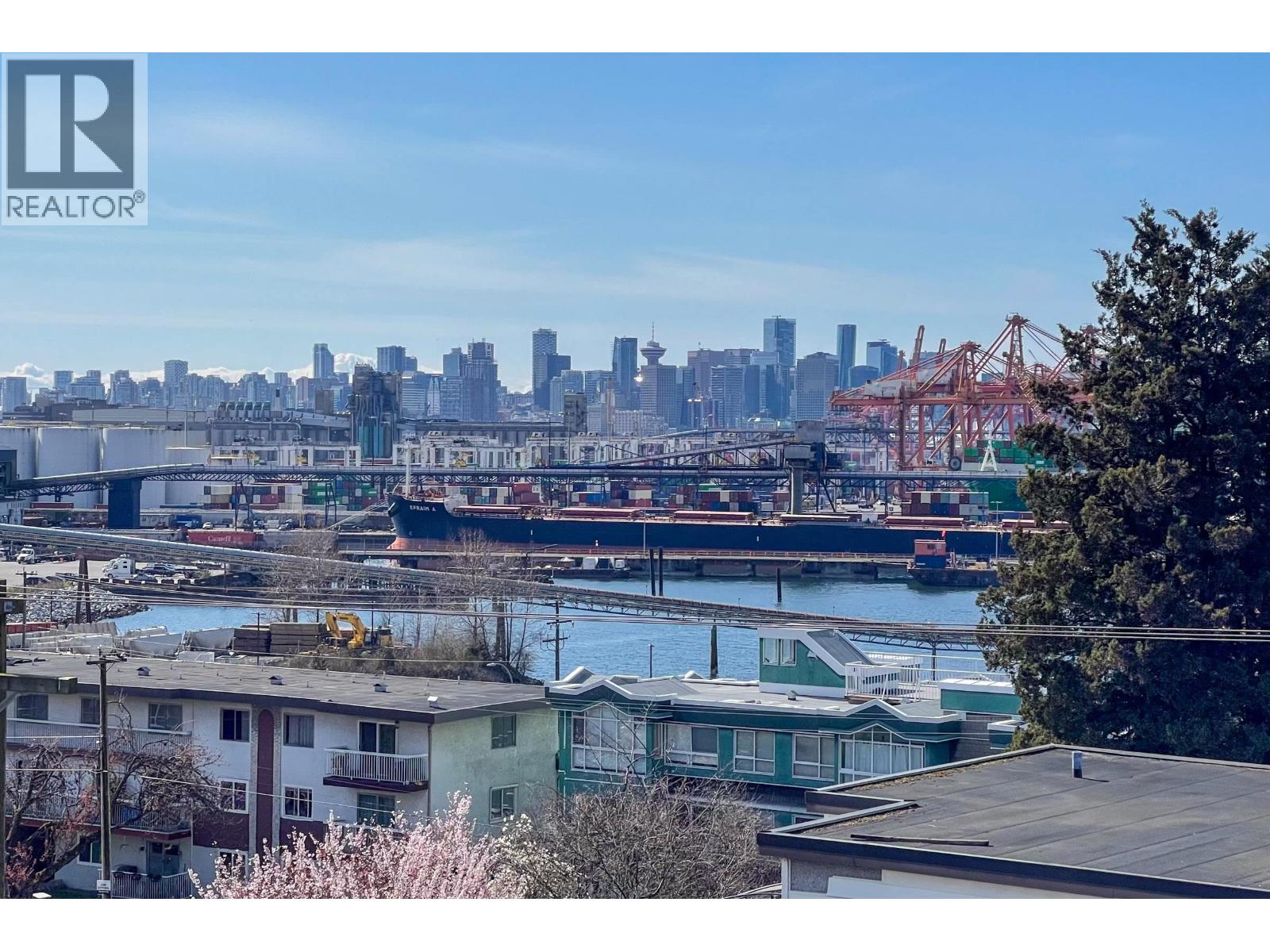 302 2215 MCGILL STREET, Vancouver, British Columbia