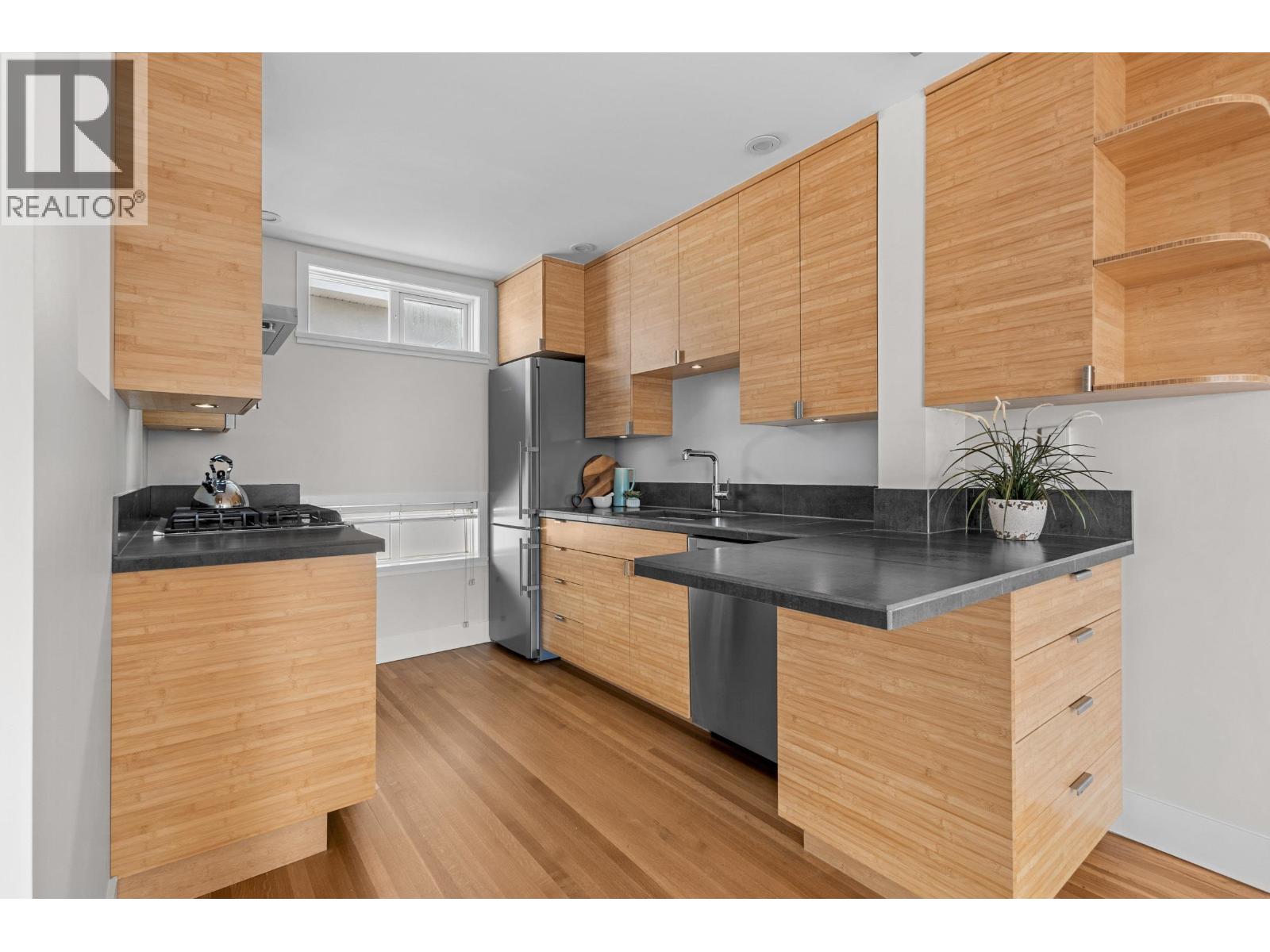 302 2215 Mcgill Street, Vancouver, British Columbia  V5L 1C3 - Photo 7 - R3108042