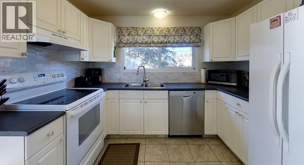 4512 5 Avenue, Edson, Alberta  T7E 1B9 - Photo 18 - A2301256