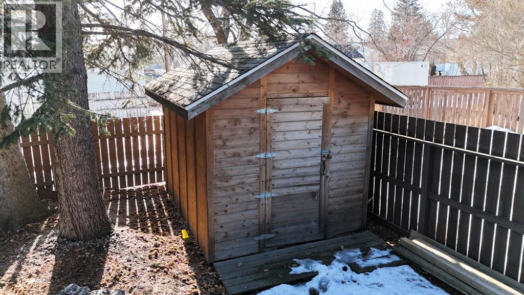 4512 5 Avenue, Edson, Alberta  T7E 1B9 - Photo 9 - A2301256