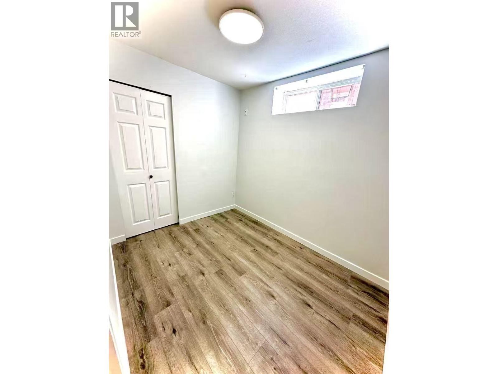 939 E 26th Avenue, Vancouver, British Columbia  V5V 2J3 - Photo 3 - R3112436