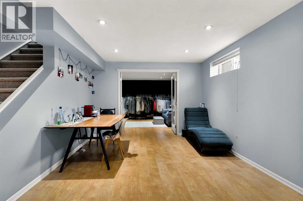 6 Douglas Woods Bay Se, Calgary, Alberta  T2Z 3A1 - Photo 27 - A2299998