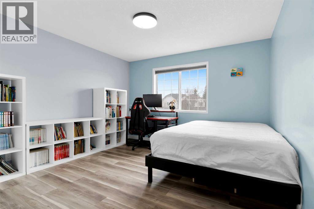 6 Douglas Woods Bay Se, Calgary, Alberta  T2Z 3A1 - Photo 24 - A2299998