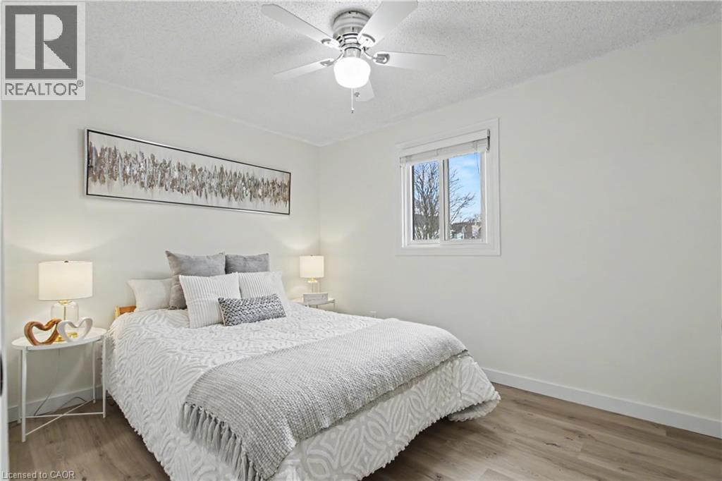 7 Wycliffe Place, Kitchener, Ontario  N2M 5J6 - Photo 28 - 40820025