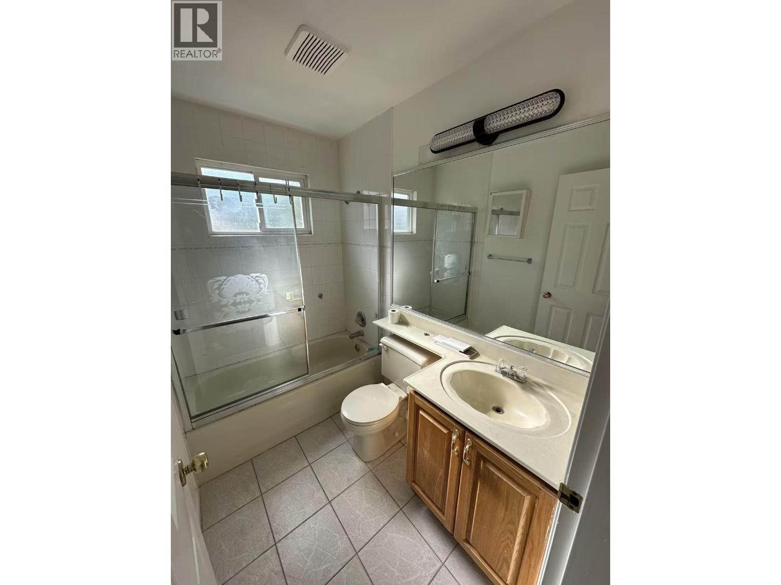 939 E 26th Avenue, Vancouver, British Columbia  V5V 2J3 - Photo 8 - R3112436