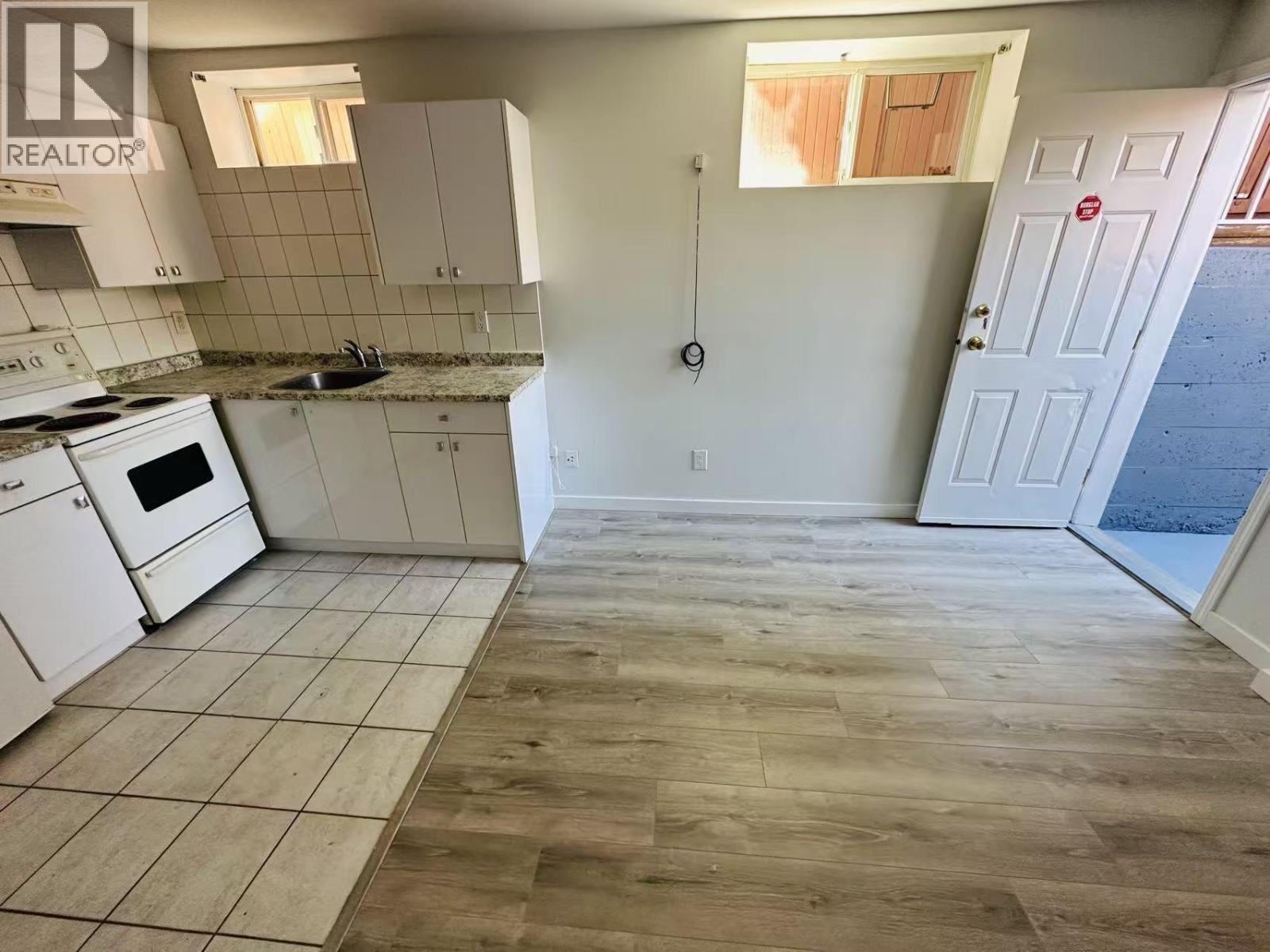 939 E 26th Avenue, Vancouver, British Columbia  V5V 2J3 - Photo 12 - R3112436