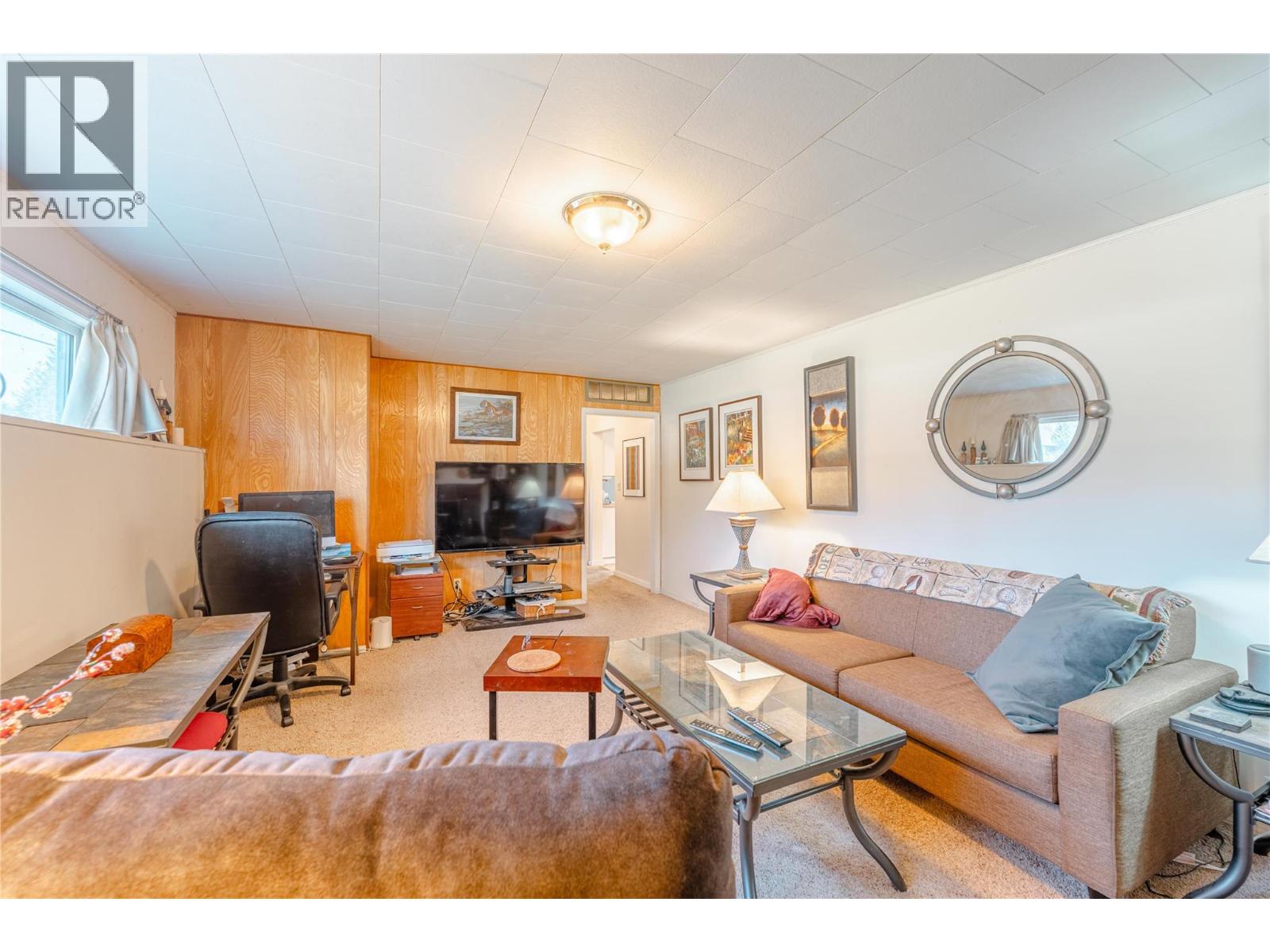 1956 Airport Way, Revelstoke, British Columbia  V0E 2S1 - Photo 20 - 10382333