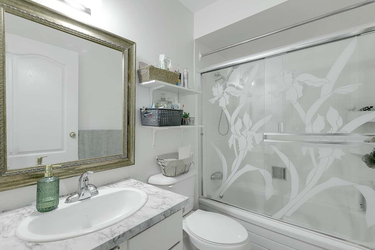 12902 72a Avenue, Surrey, British Columbia  V3W 6Z2 - Photo 11 - R3112219