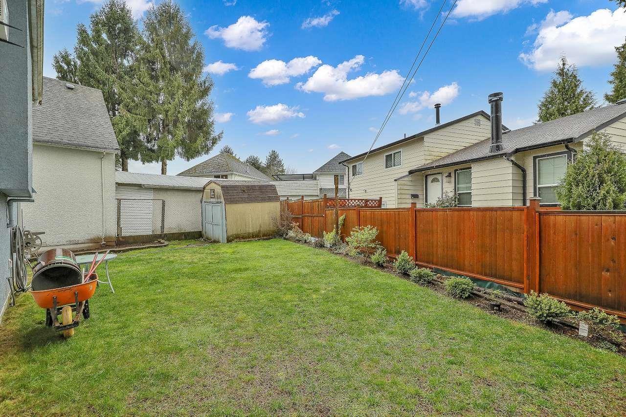 12902 72a Avenue, Surrey, British Columbia  V3W 6Z2 - Photo 2 - R3112219