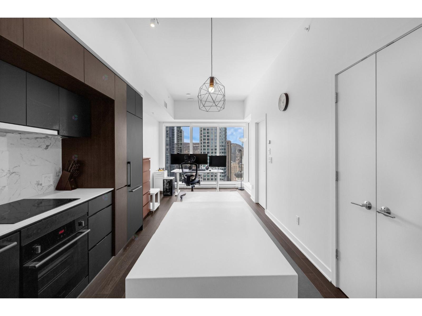 1188 Rue St-Antoine O.|#3808 Montréal (Ville-Marie) Quebec Canada H3C1B4