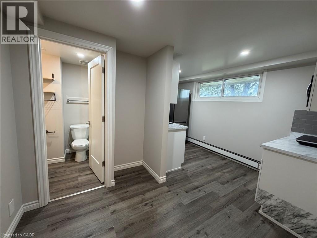 35 Shaftsbury Drive Unit# Bsmnt, Kitchener, Ontario  N2A 1N4 - Photo 10 - 40819827