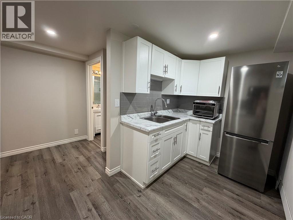 35 Shaftsbury Drive Unit# Bsmnt, Kitchener, Ontario  N2A 1N4 - Photo 13 - 40819827