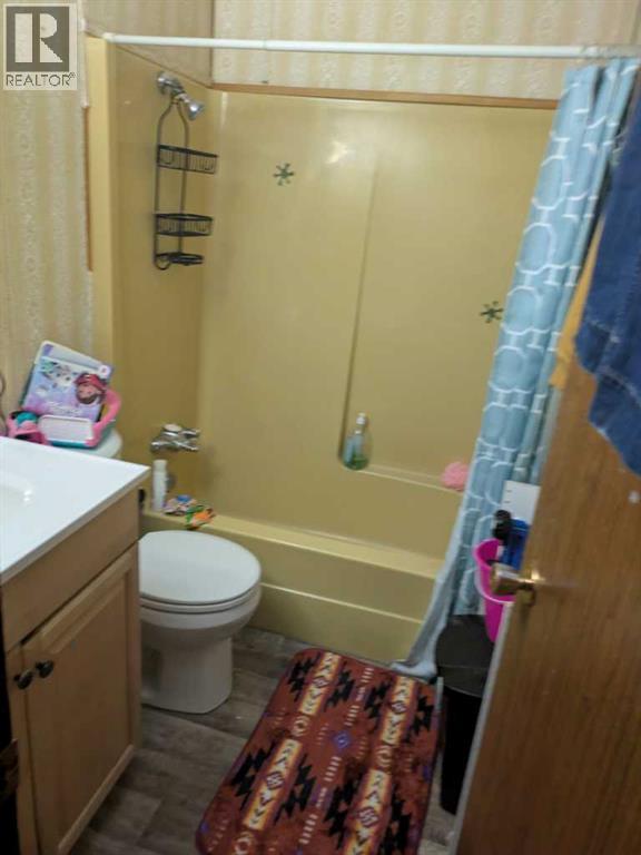 208 E 400 N Street, Raymond, Alberta  T0K 2S0 - Photo 7 - A2290296