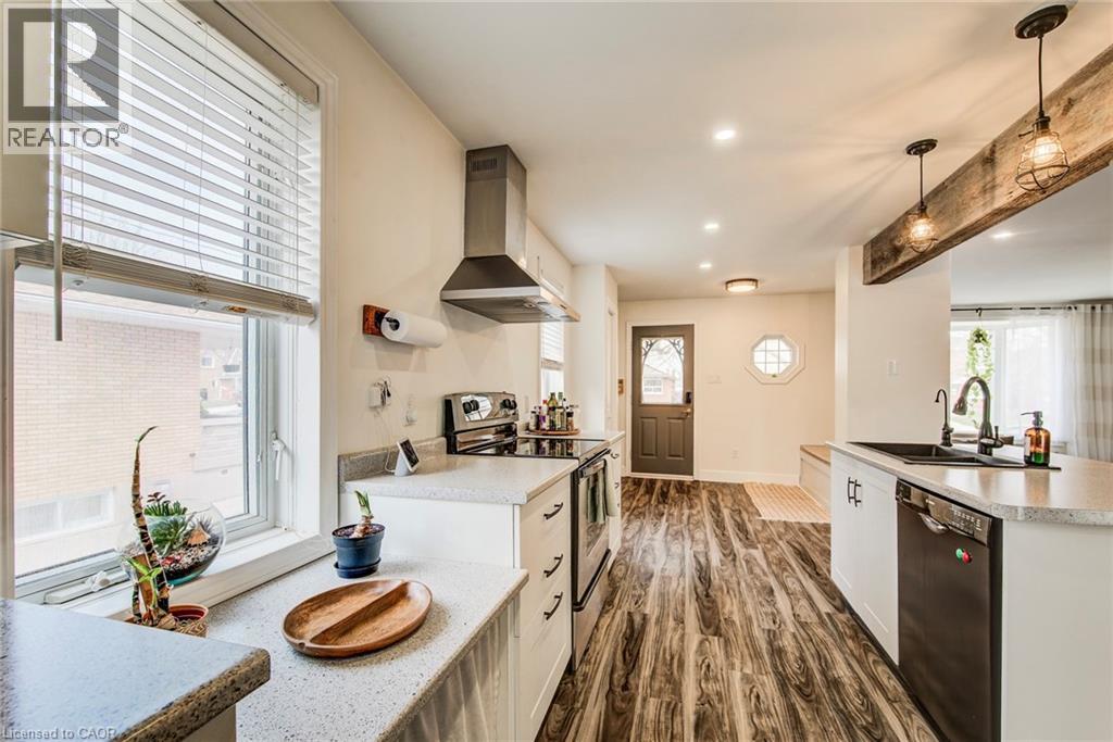 107 Ellis Avenue, Kitchener, Ontario  N2H 4G8 - Photo 10 - 40820938