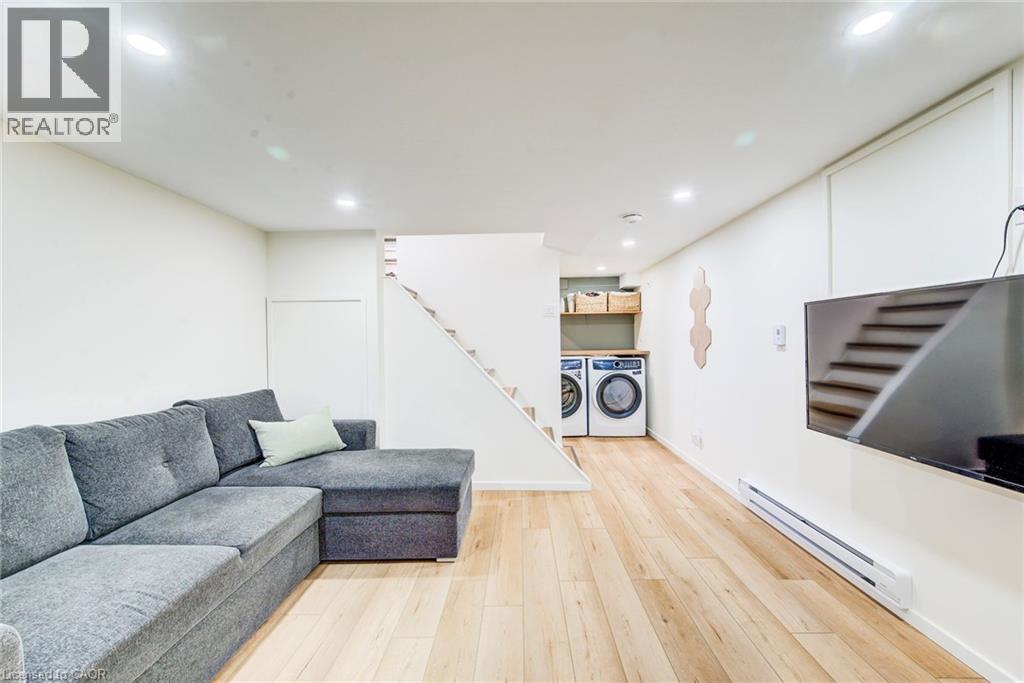 107 Ellis Avenue, Kitchener, Ontario  N2H 4G8 - Photo 35 - 40820938