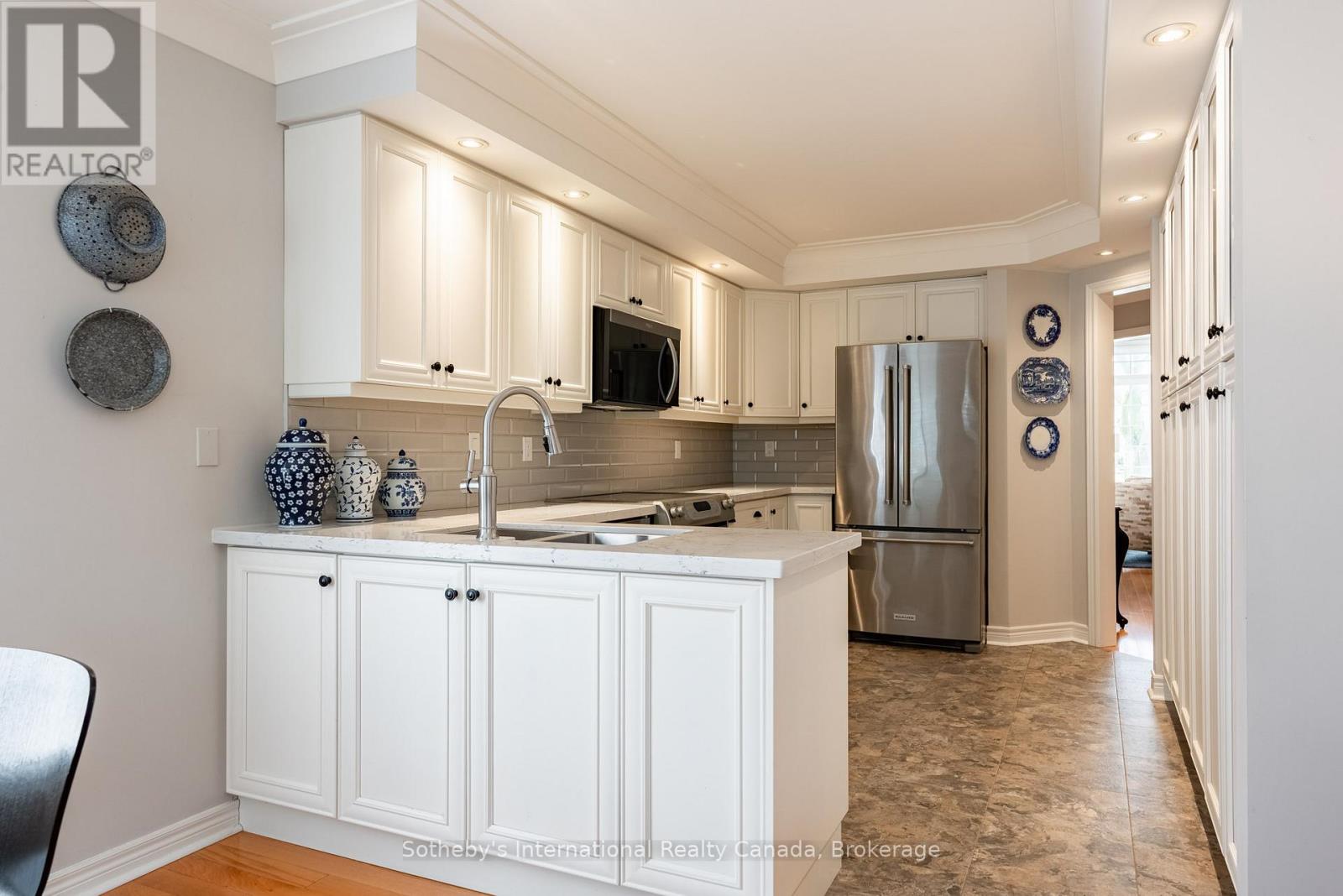 1406 Summerhill Crescent, Oakville, Ontario  L6H 6E4 - Photo 18 - W13010658