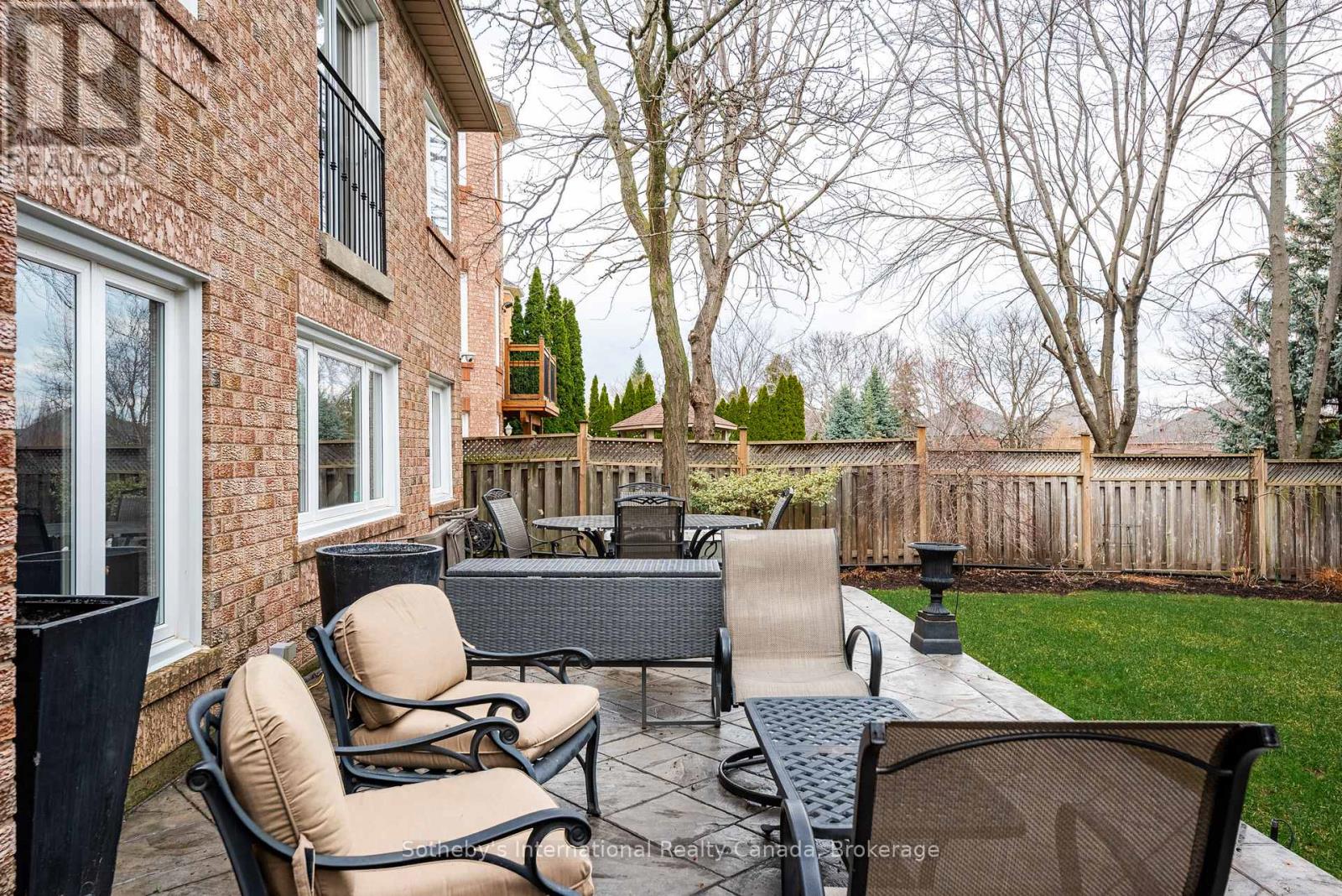 1406 Summerhill Crescent, Oakville, Ontario  L6H 6E4 - Photo 44 - W13010658