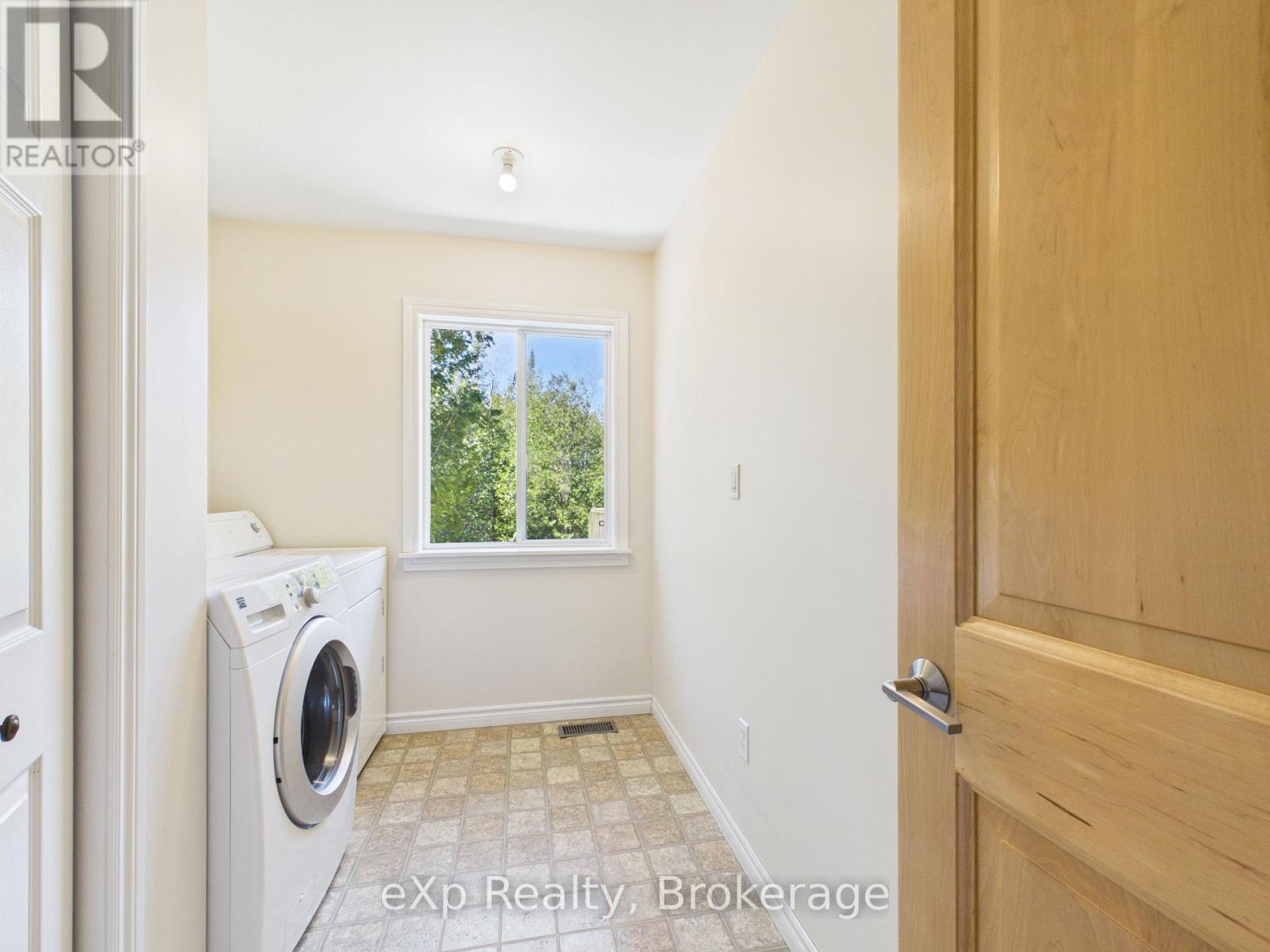 303709 South Line, West Grey, Ontario  N0C 1K0 - Photo 21 - X12985842