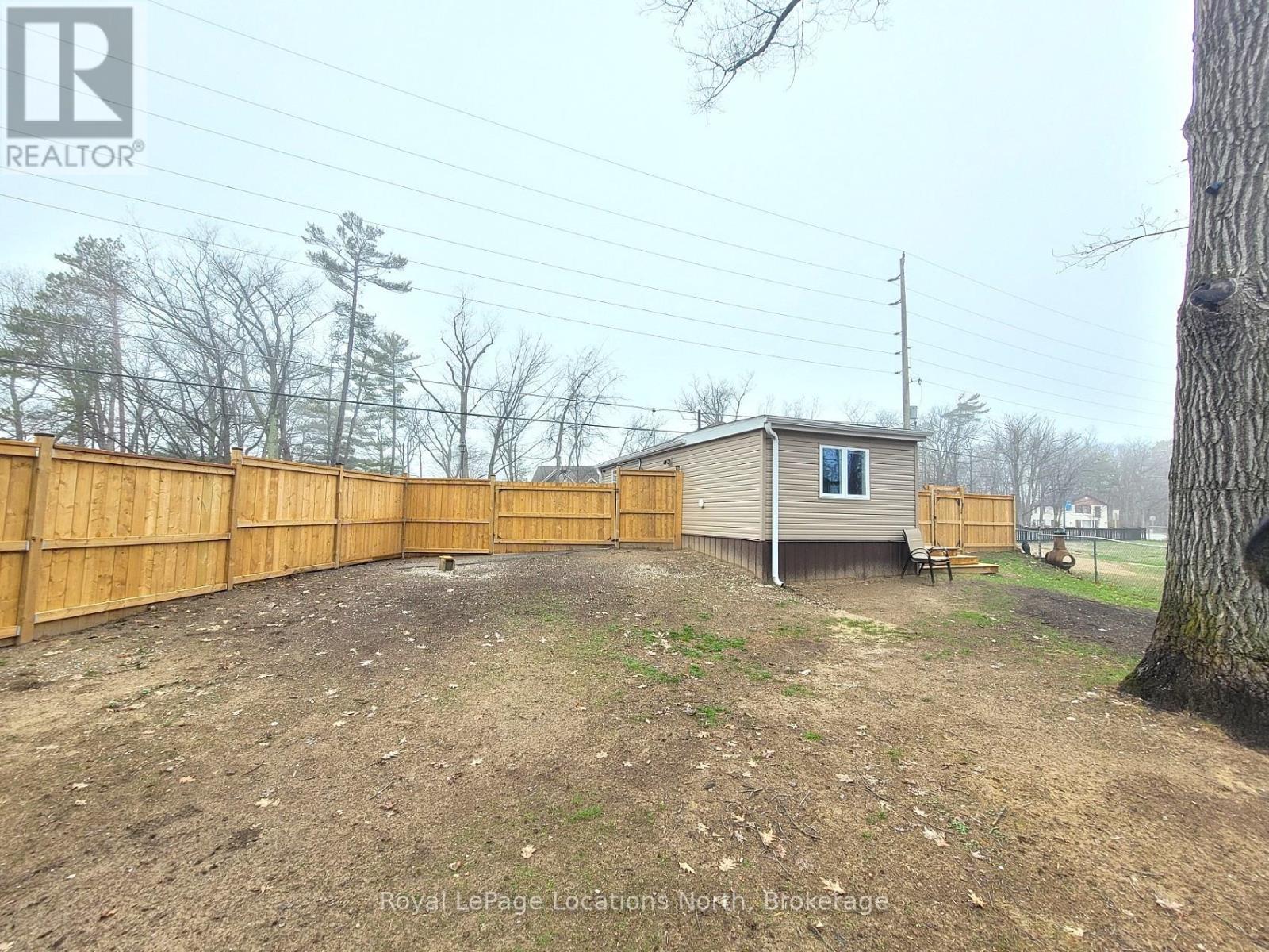 2045 River Road W, Wasaga Beach, Ontario  L9Z 2W1 - Photo 22 - S13010582