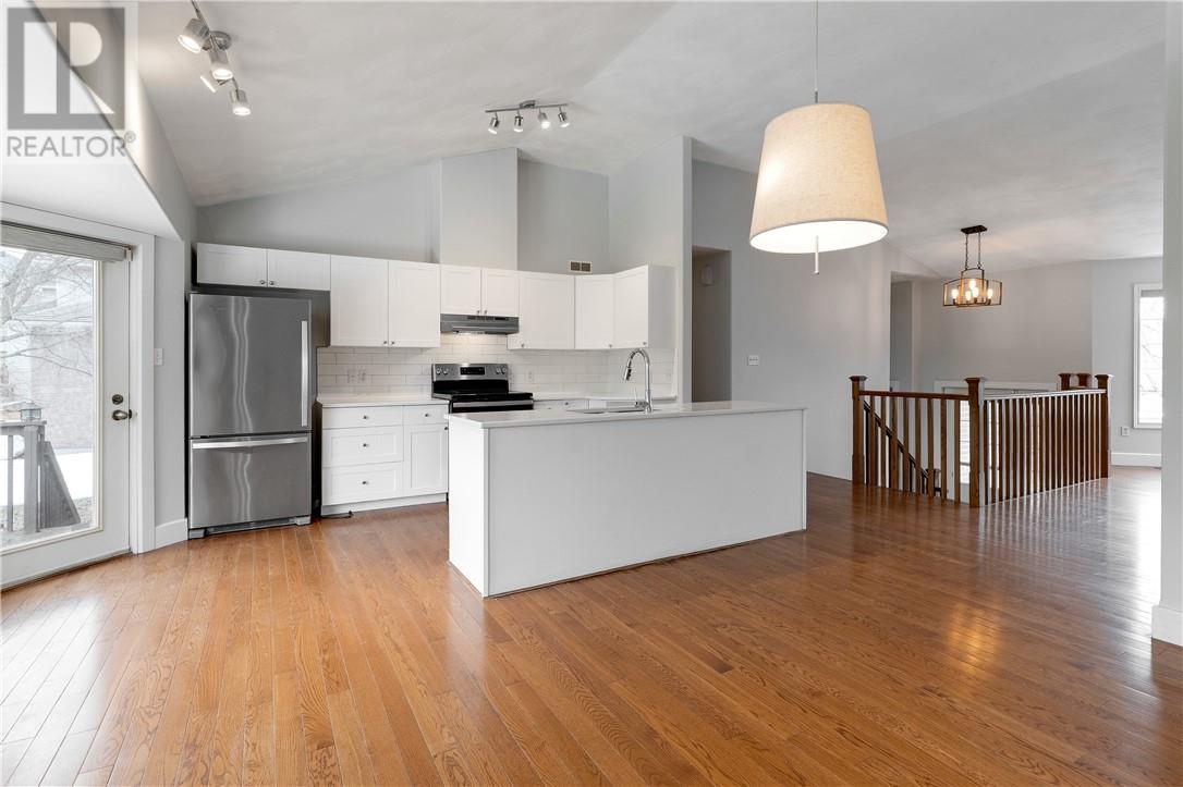 106 Tuscany Trail, Sudbury, Ontario  P3E 6L3 - Photo 2 - 2127156